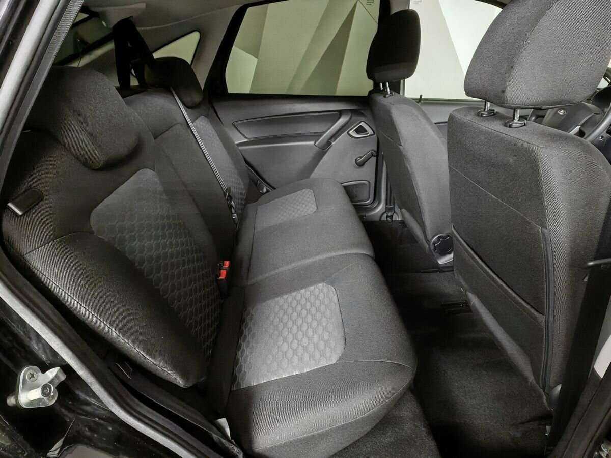 Lada (ВАЗ) Granta с пробегом — 2022 год. Фото: #11