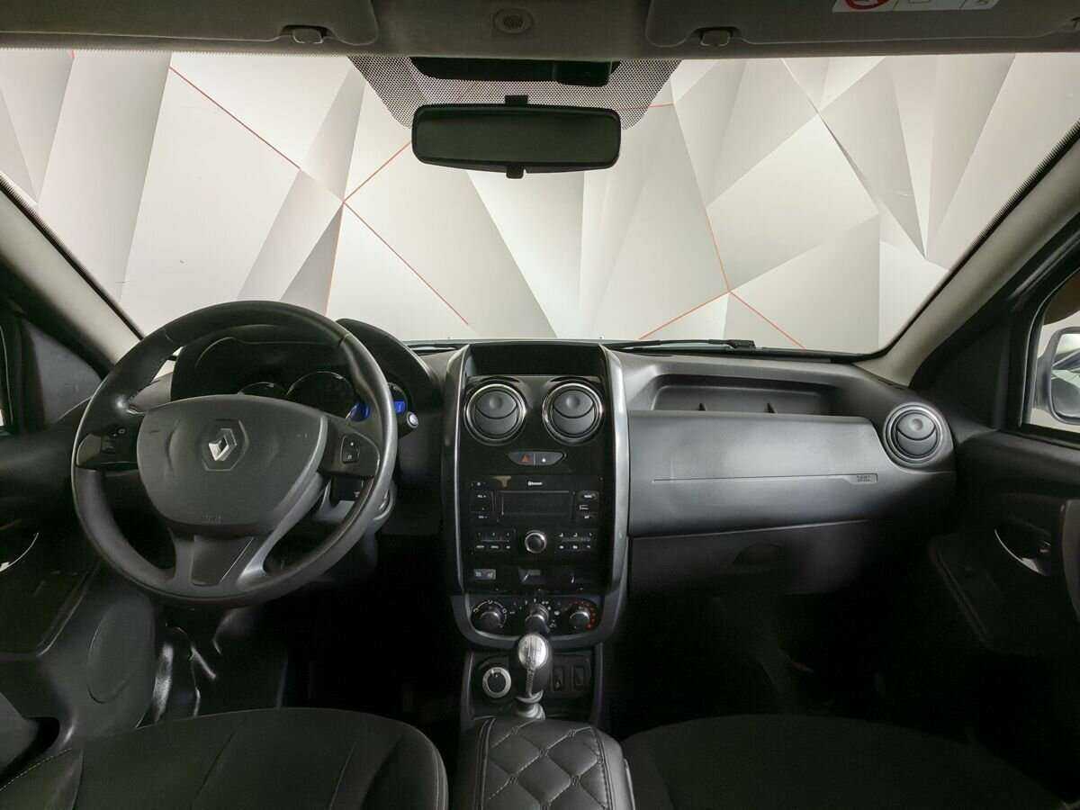 Renault Duster с пробегом — 2017 год. Фото: #7