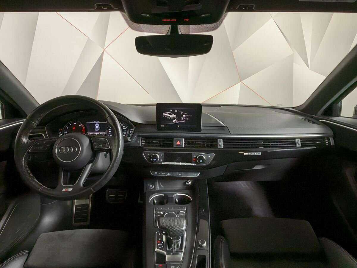 Audi A4 с пробегом — 2016 год. Фото: #9