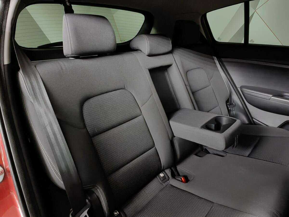 Kia Sportage с пробегом — 2017 год. Фото: #12