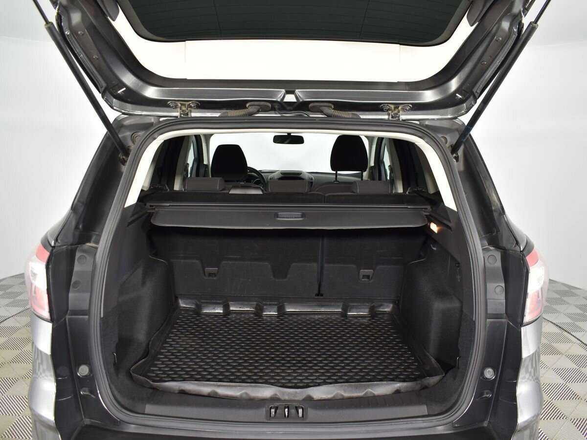 Ford Kuga с пробегом — 2017 год. Фото: #17