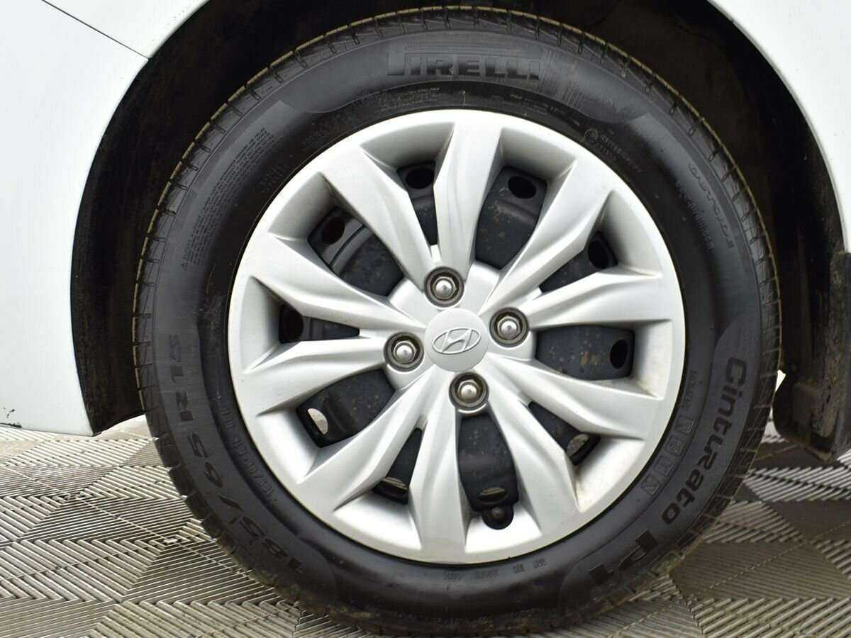 Hyundai Solaris с пробегом — 2018 год. Фото: #7