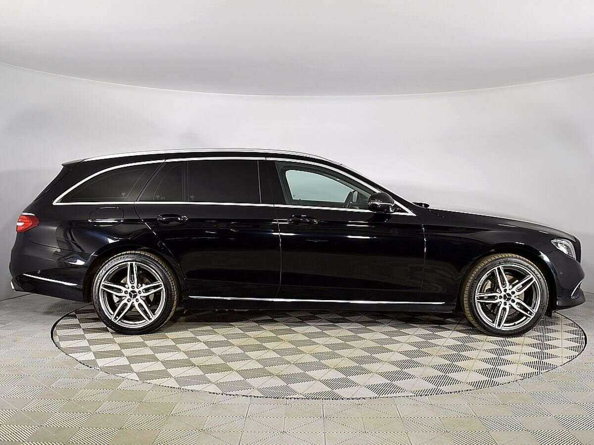 Mercedes-Benz E-Класс с пробегом — 2018 год. Фото: #4