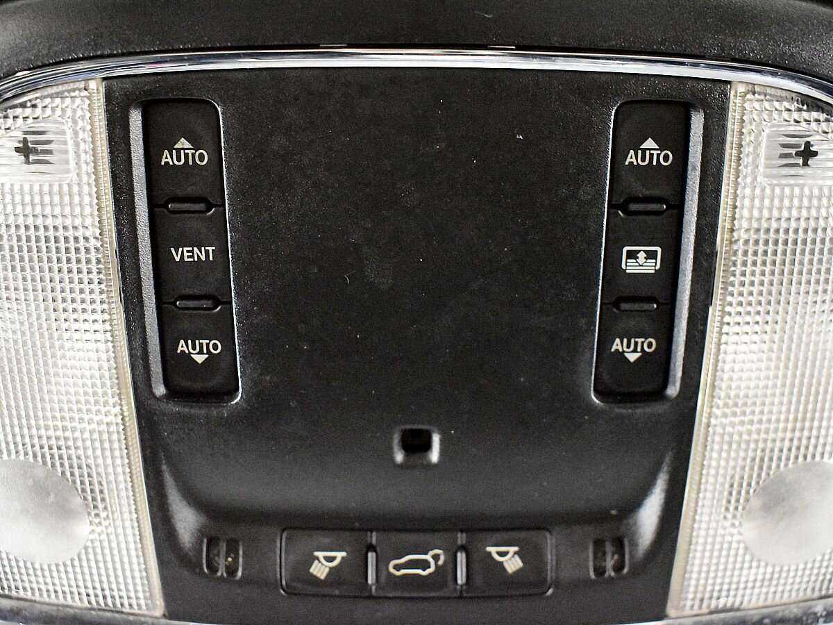 Jeep Grand Cherokee с пробегом — 2014 год. Фото: #15