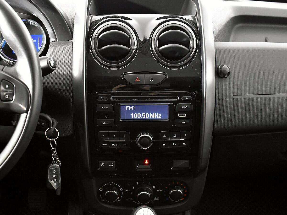 Renault Duster с пробегом — 2017 год. Фото: #12