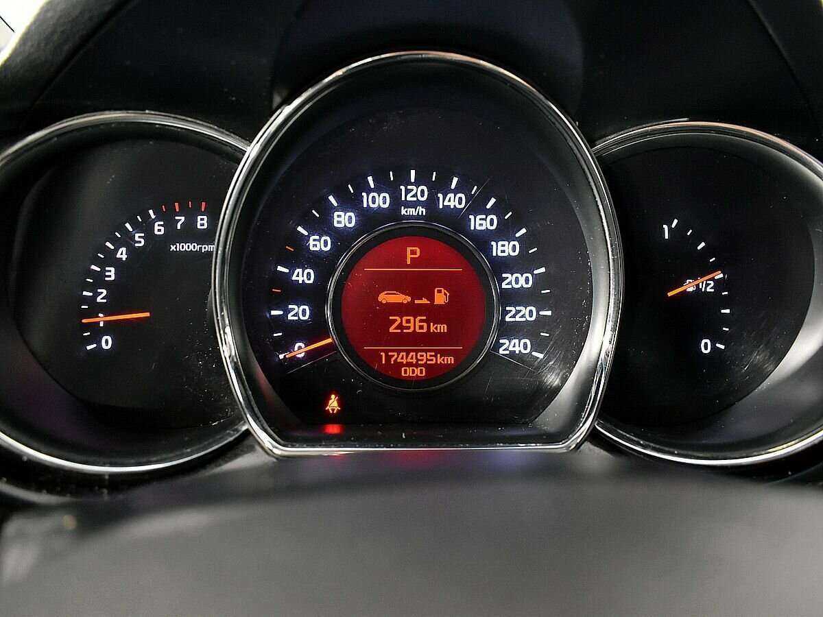 Kia Ceed с пробегом — 2015 год. Фото: #11