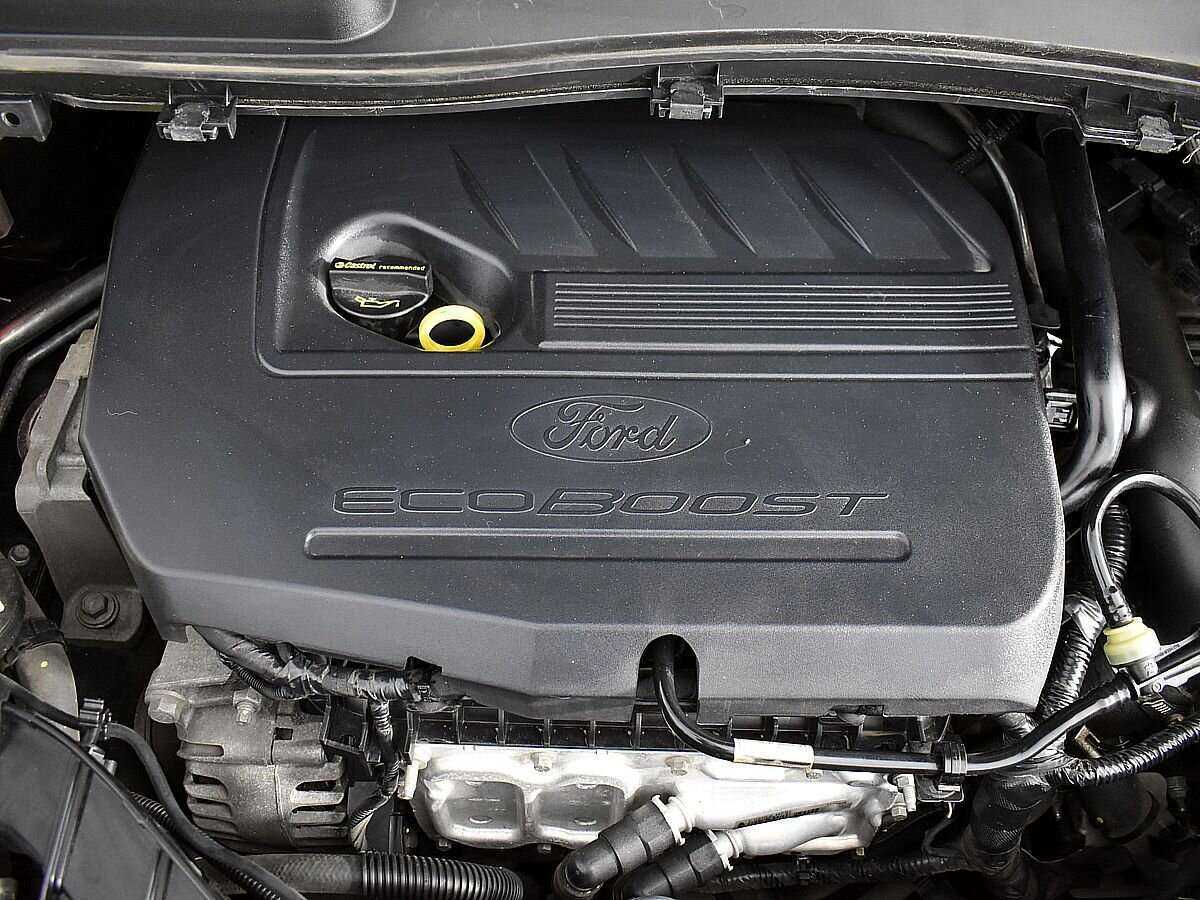 Ford Kuga с пробегом — 2018 год. Фото: #19