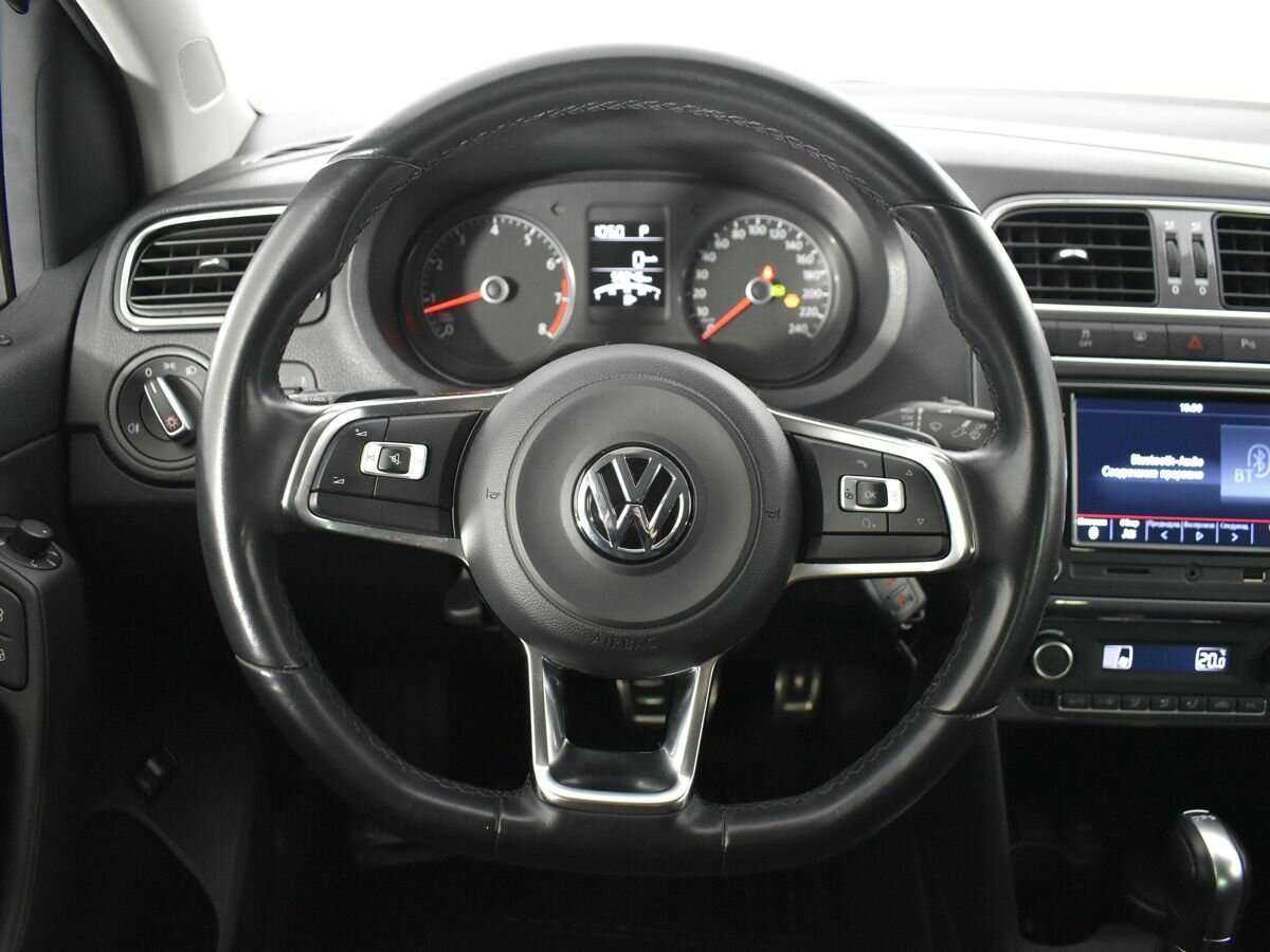 Volkswagen Polo с пробегом — 2019 год. Фото: #9