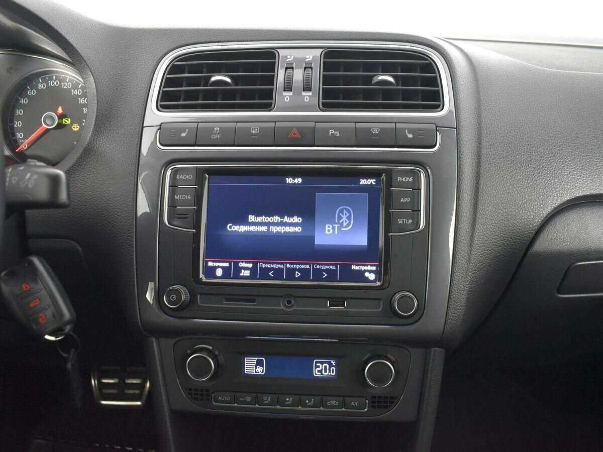 Volkswagen Polo с пробегом — 2019 год. Фото: #11