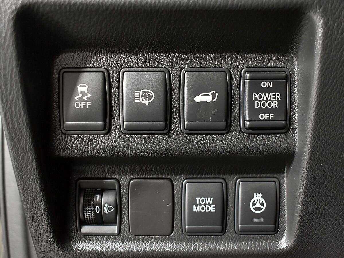 Nissan Pathfinder с пробегом — 2015 год. Фото: #17