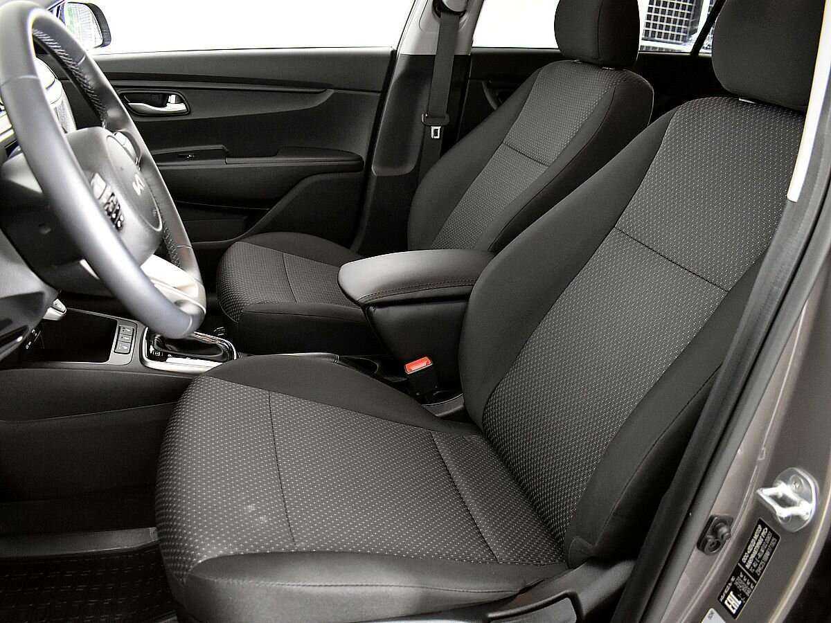 Kia Rio с пробегом — 2021 год. Фото: #7