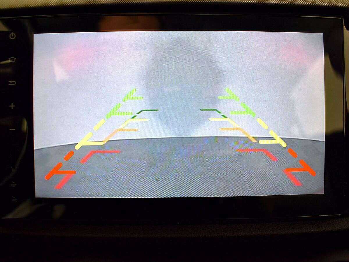 Kia Rio с пробегом — 2018 год. Фото: #13