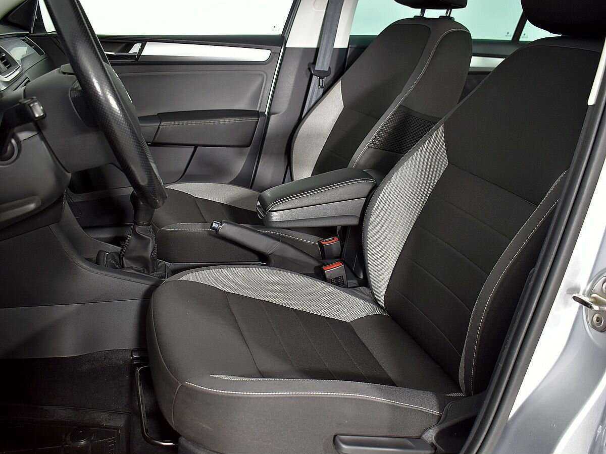 Skoda Rapid с пробегом — 2019 год. Фото: #5