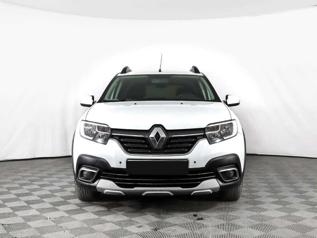 Renault Sandero с пробегом — 2020 год. Фото: #1