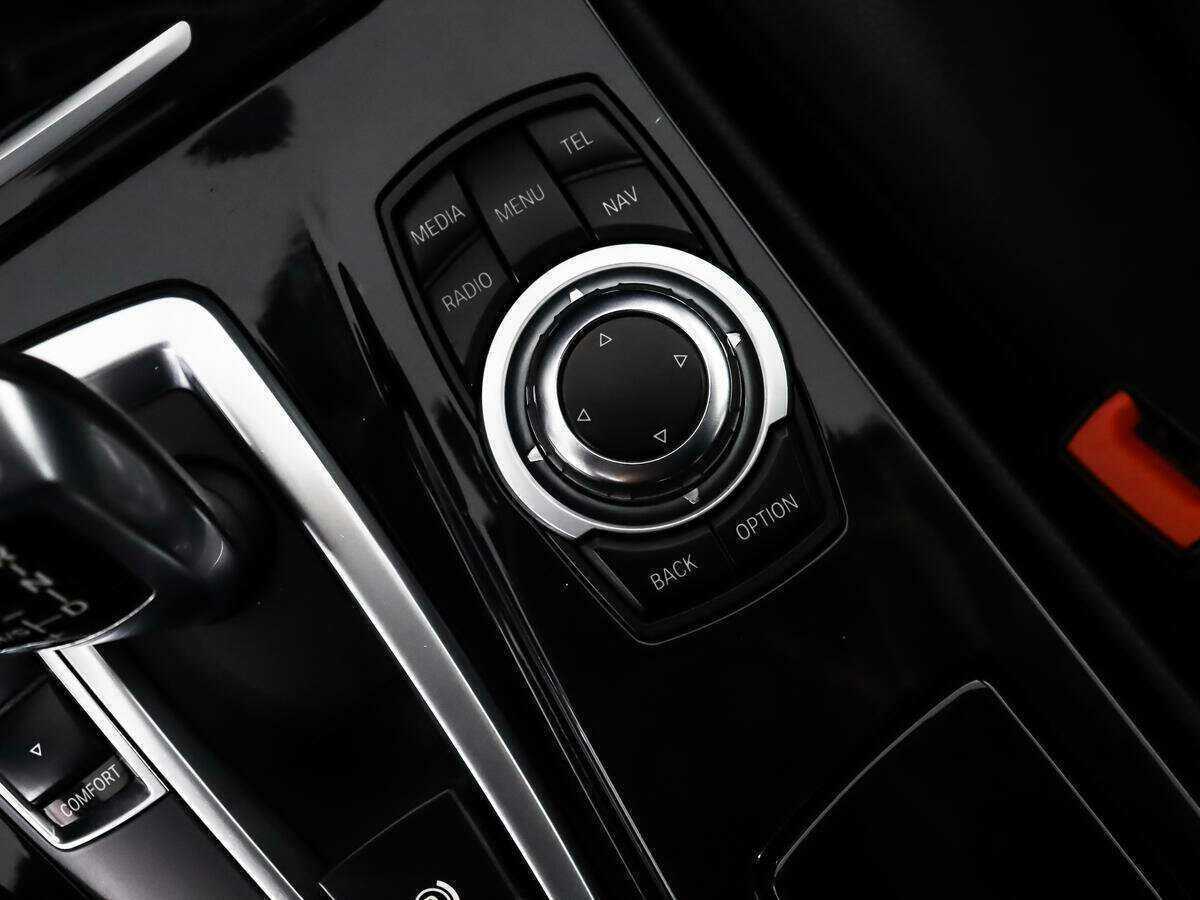 BMW 5 серии с пробегом — 2015 год. Фото: #9