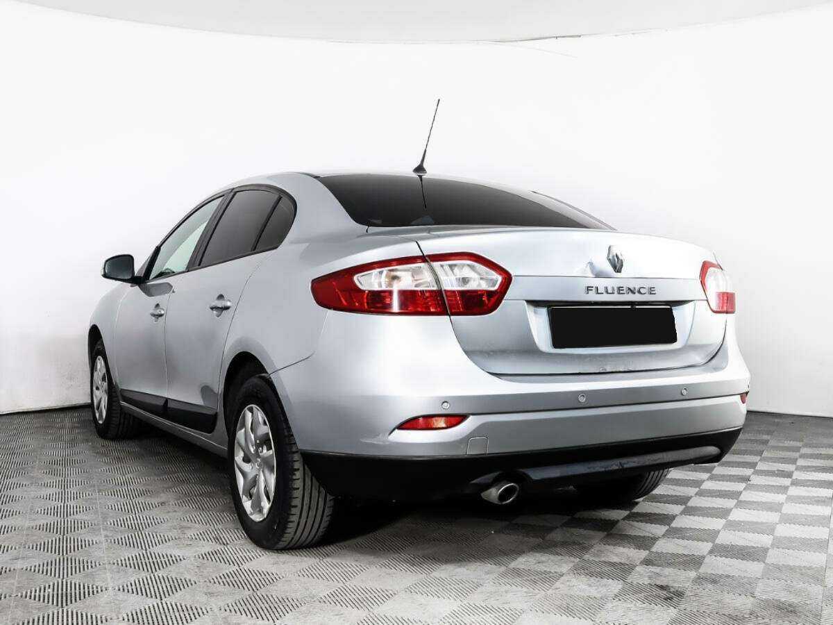 Renault Fluence с пробегом — 2013 год. Фото: #6