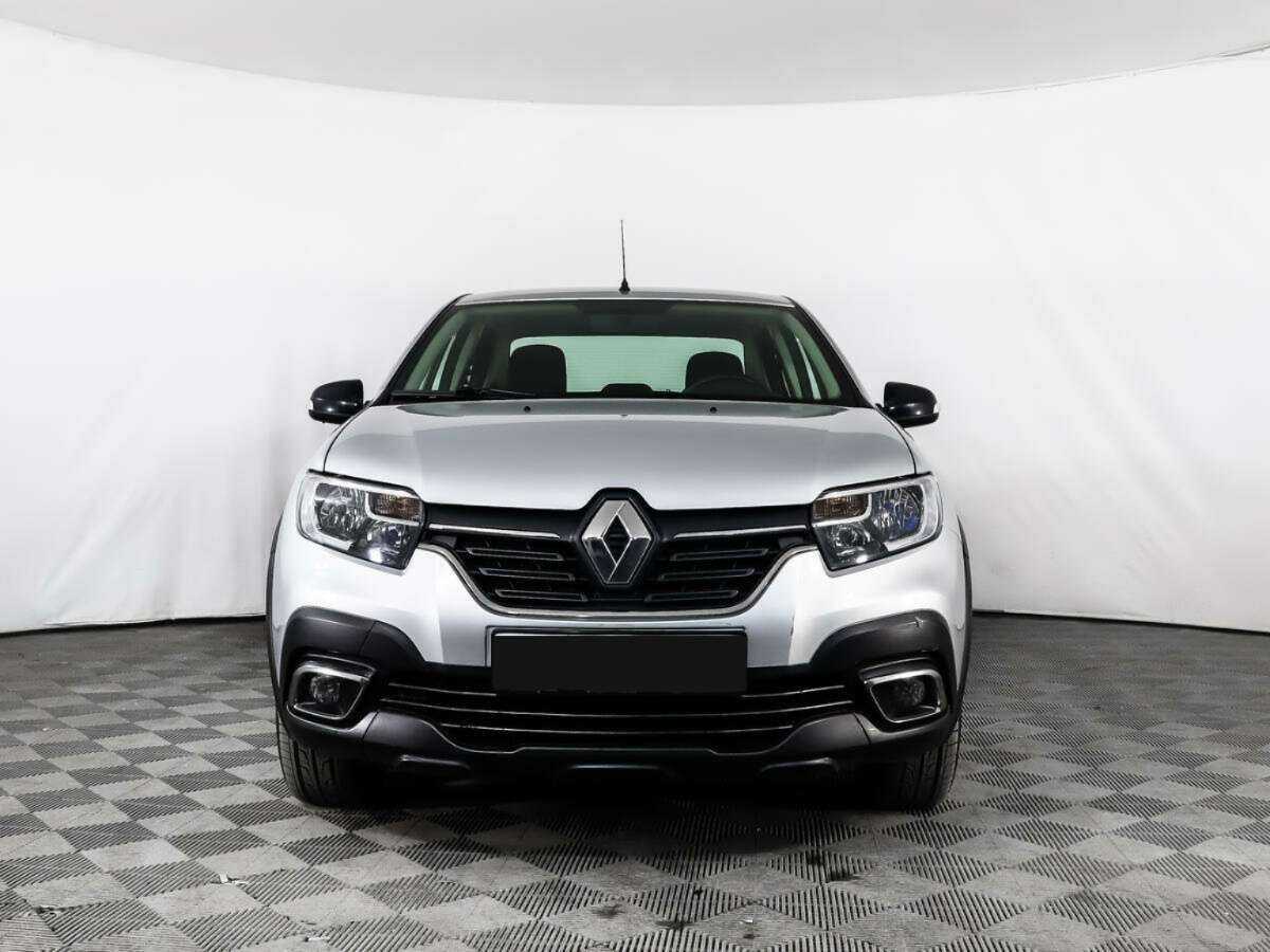 Renault Logan с пробегом — 2018 год. Фото: #1