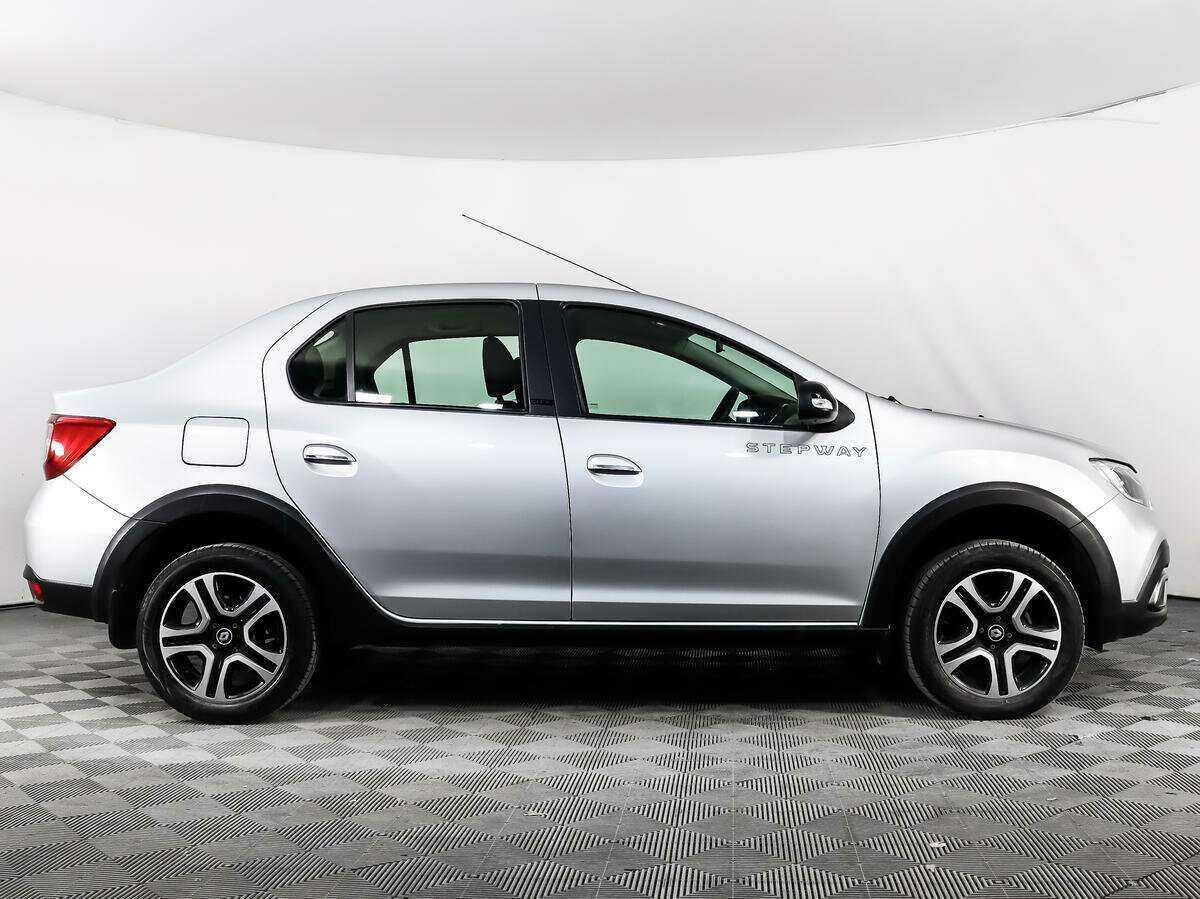 Renault Logan с пробегом — 2018 год. Фото: #3