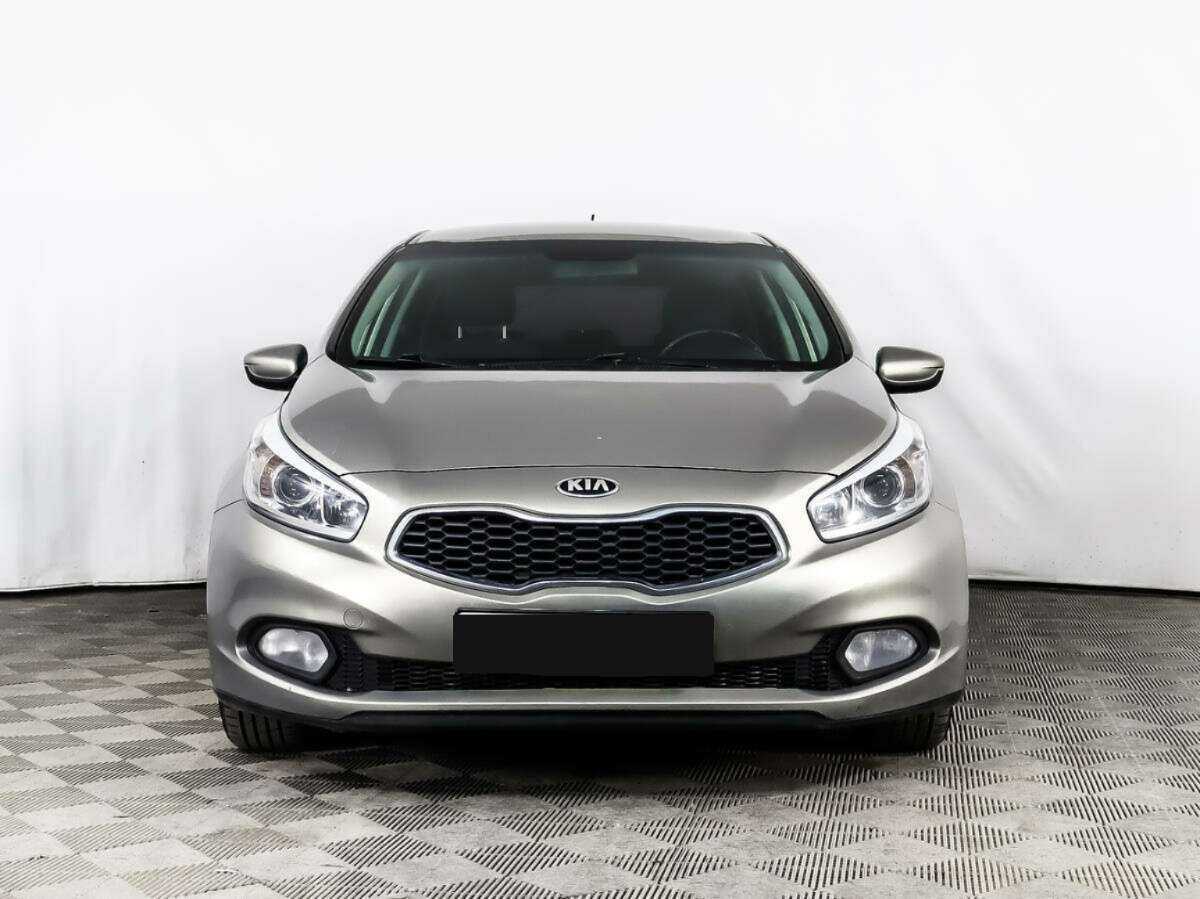 Kia Ceed с пробегом — 2015 год. Фото: #1
