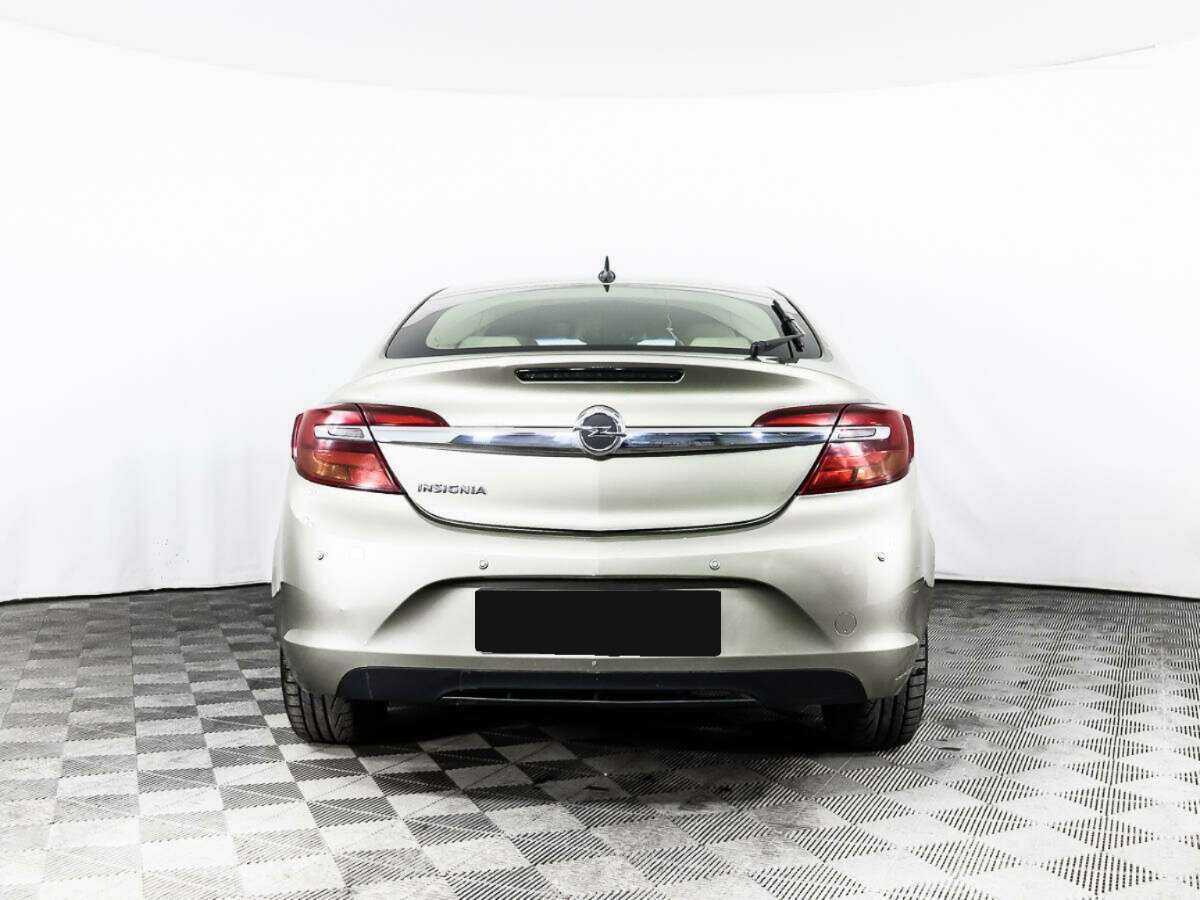 Opel Insignia с пробегом — 2014 год. Фото: #5