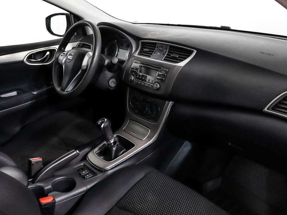 Nissan Sentra с пробегом — 2014 год. Фото: #7