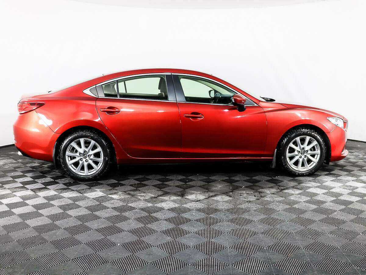 Mazda 6 с пробегом — 2015 год. Фото: #4