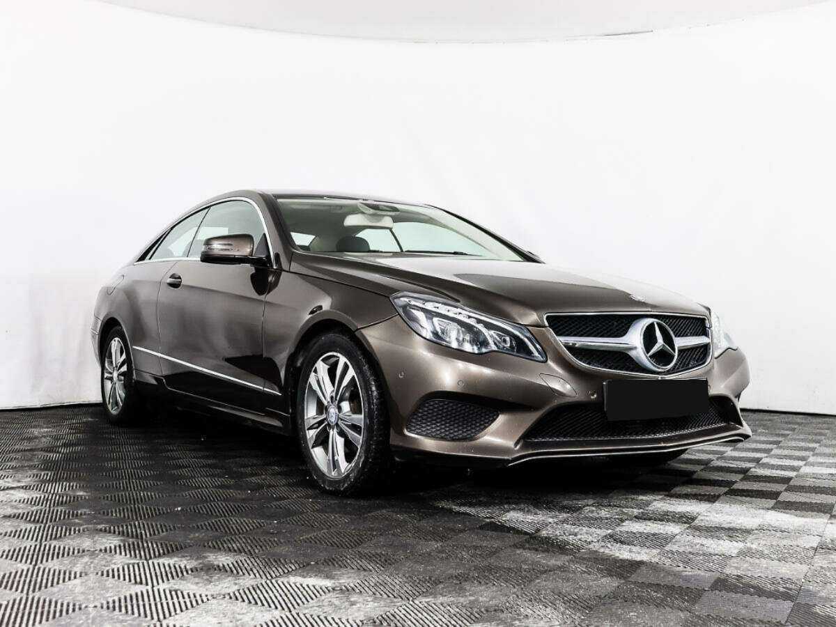 Mercedes-Benz E-Класс с пробегом — 2014 год. Фото: #2