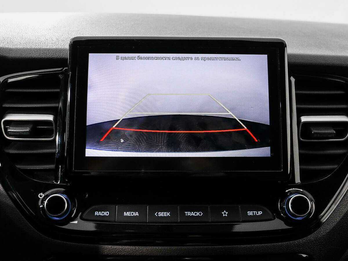 Hyundai Solaris с пробегом — 2020 год. Фото: #15