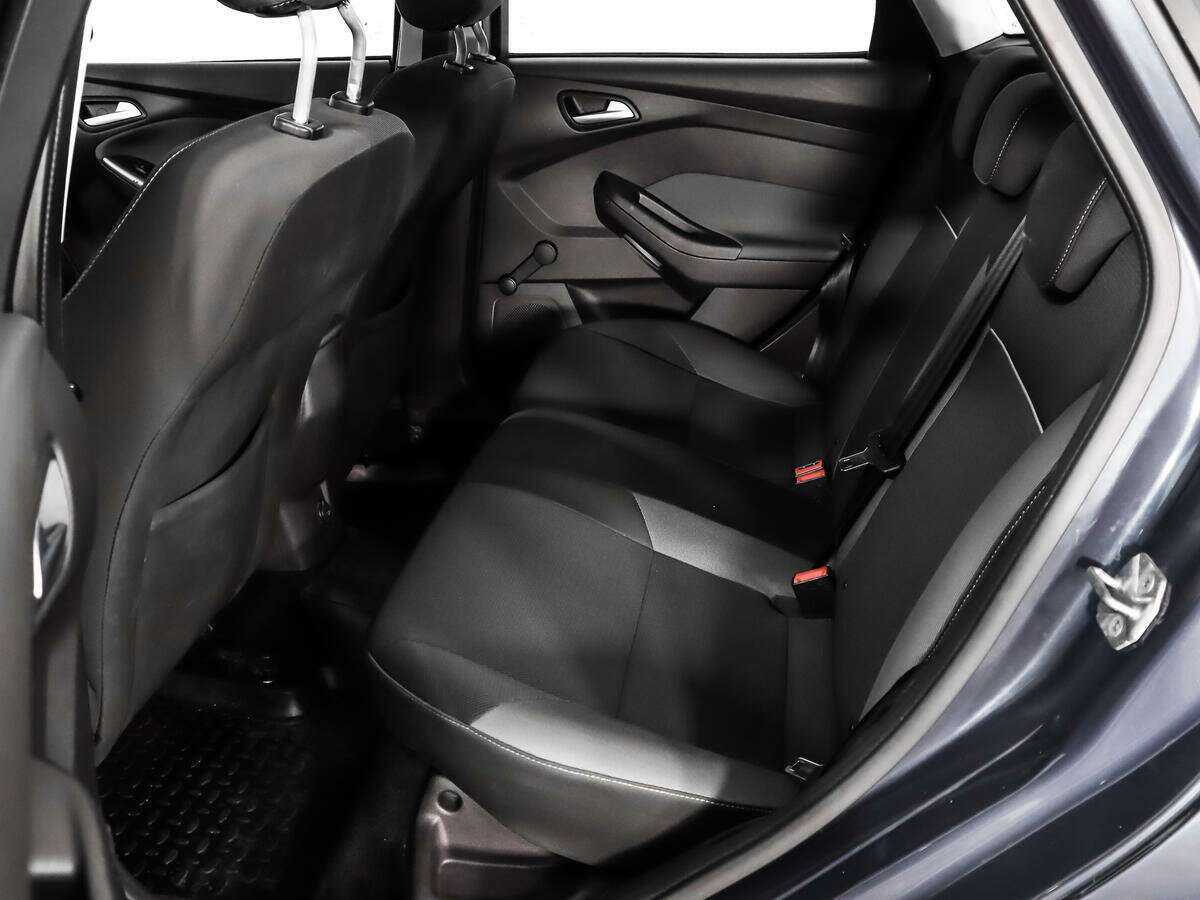 Ford Focus с пробегом — 2012 год. Фото: #8