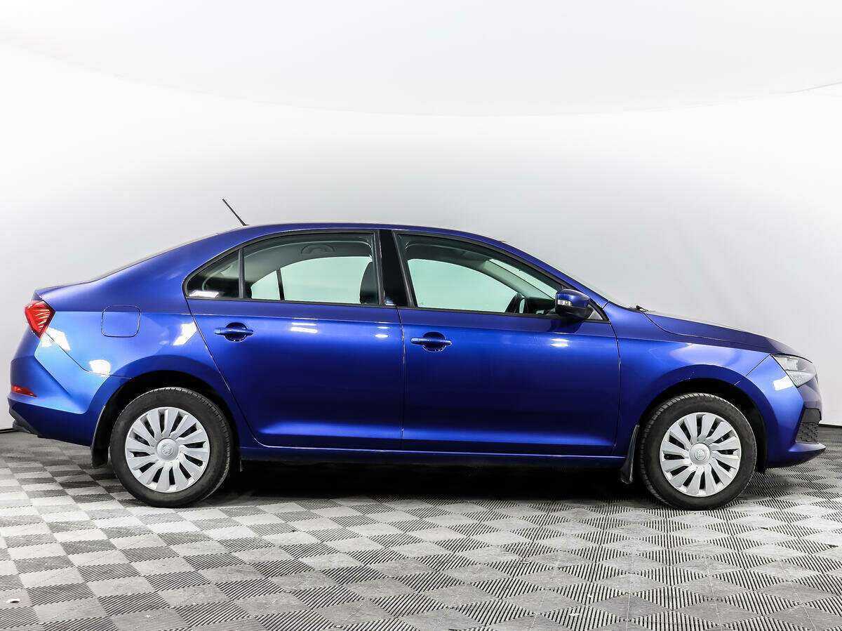 Skoda Rapid с пробегом — 2021 год. Фото: #3