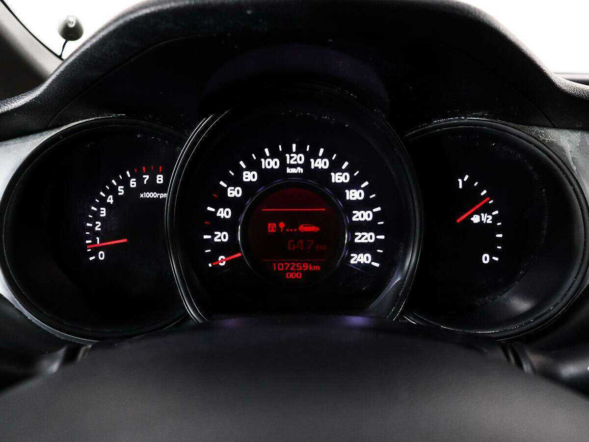 Kia Ceed с пробегом — 2013 год. Фото: #10