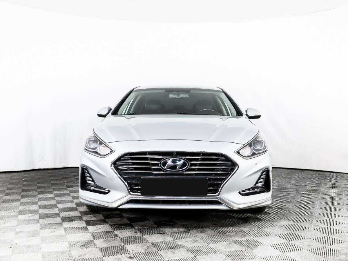 Hyundai Sonata с пробегом — 2019 год. Фото: #1