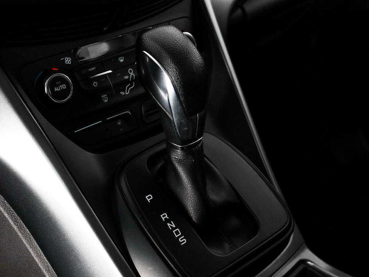 Ford Kuga с пробегом — 2017 год. Фото: #9