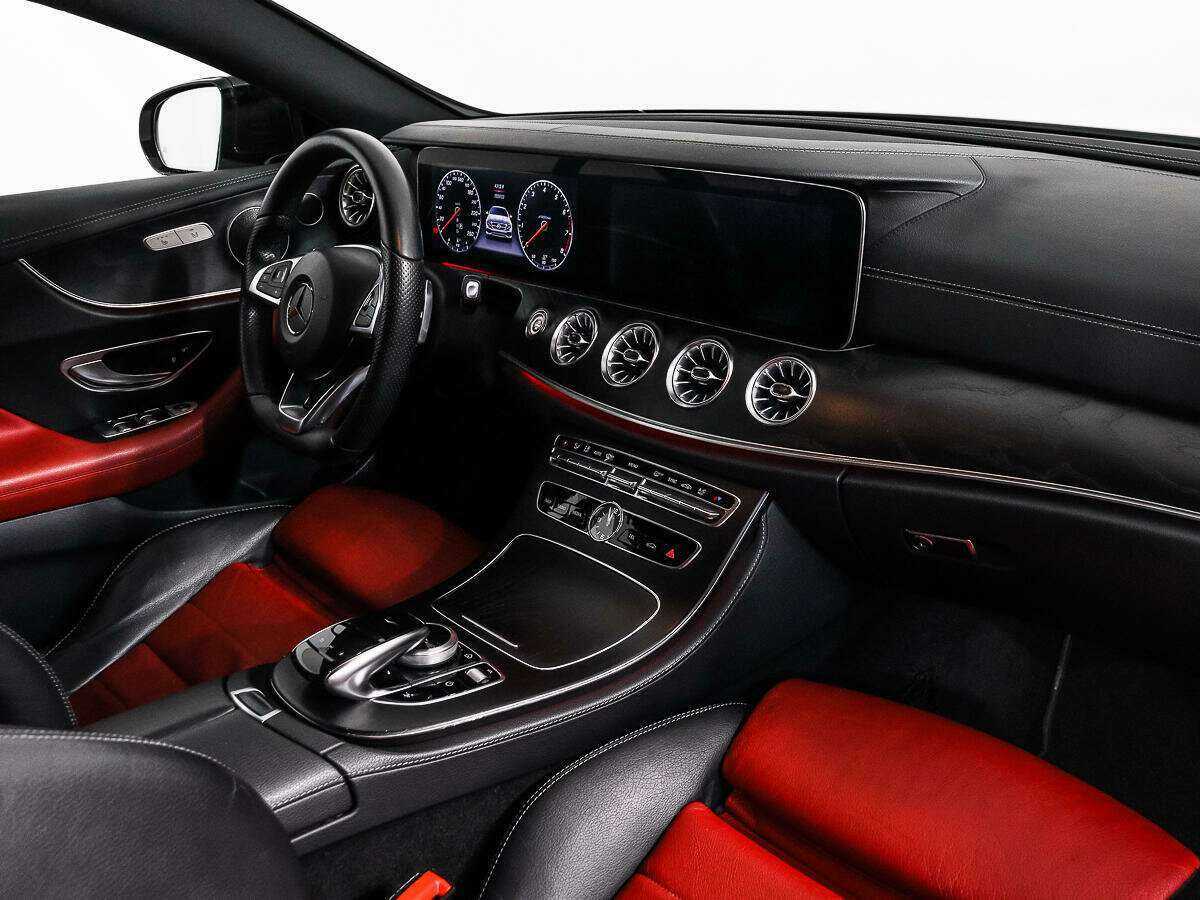 Mercedes-Benz E-Класс с пробегом — 2017 год. Фото: #10
