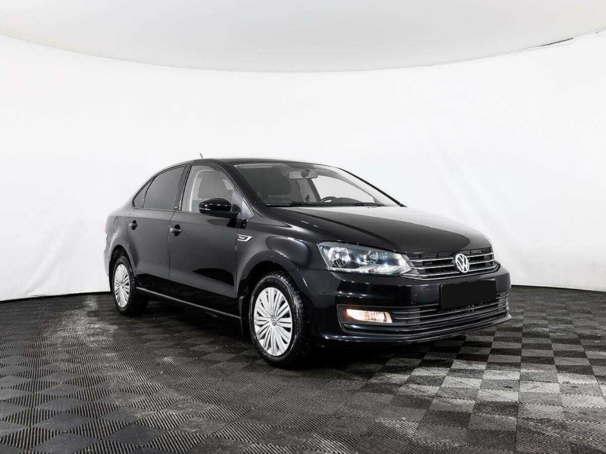 Volkswagen Polo с пробегом — 2016 год. Фото: #2