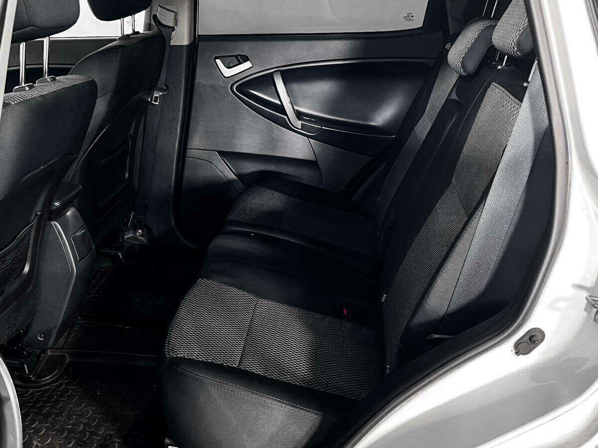 Geely Emgrand X7 с пробегом — 2015 год. Фото: #9