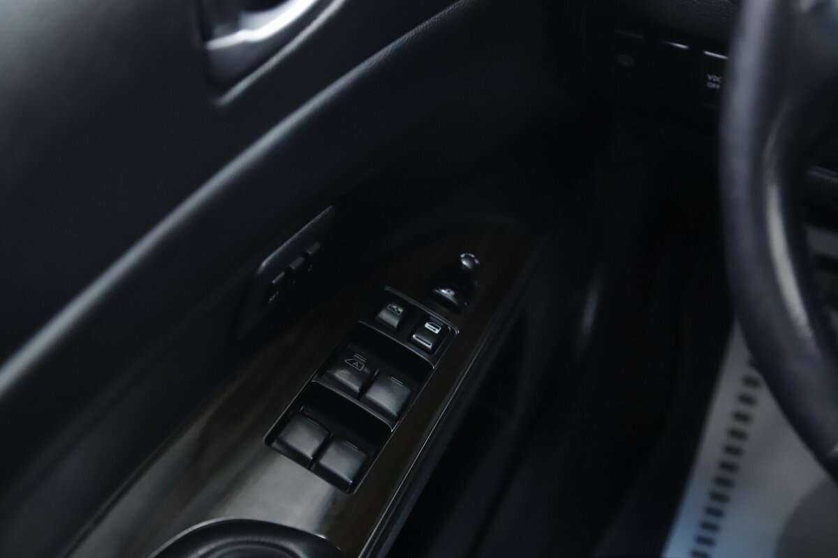 Nissan Teana с пробегом — 2013 год. Фото: #11