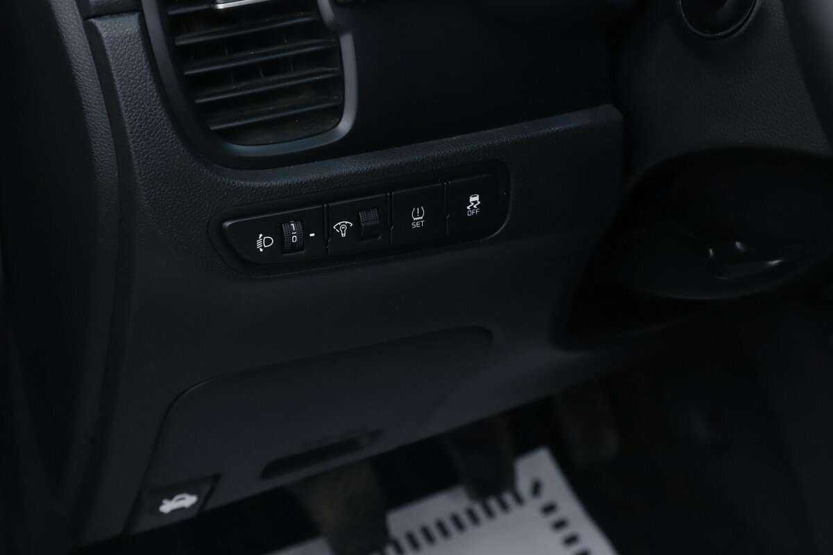 Kia Rio с пробегом — 2019 год. Фото: #10