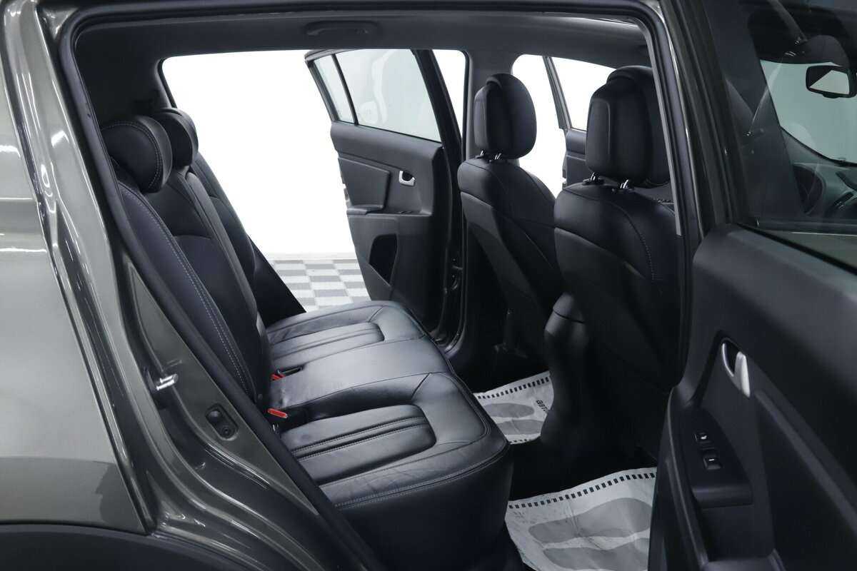 Kia Sportage с пробегом — 2015 год. Фото: #21