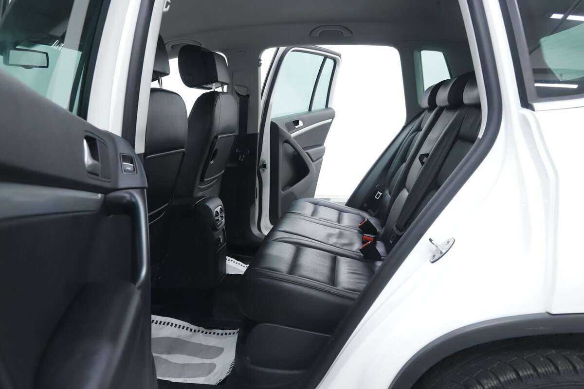 Volkswagen Tiguan с пробегом — 2015 год. Фото: #18