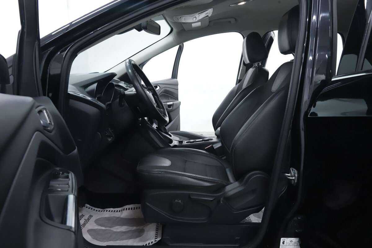 Ford Kuga с пробегом — 2016 год. Фото: #6