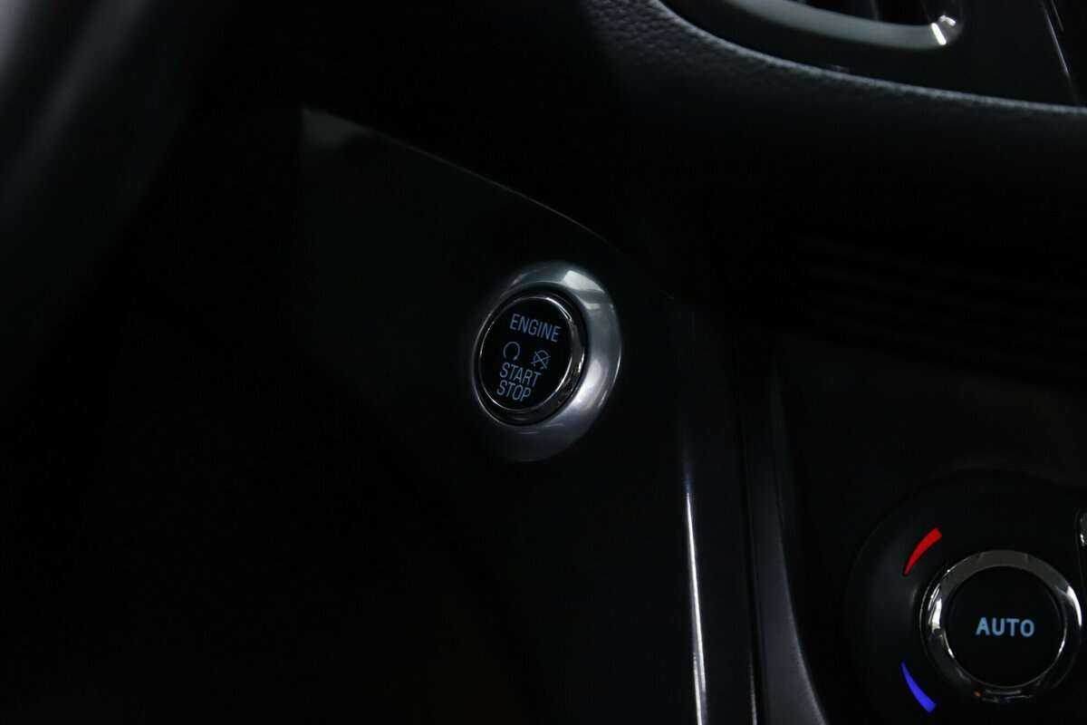 Ford Kuga с пробегом — 2016 год. Фото: #12