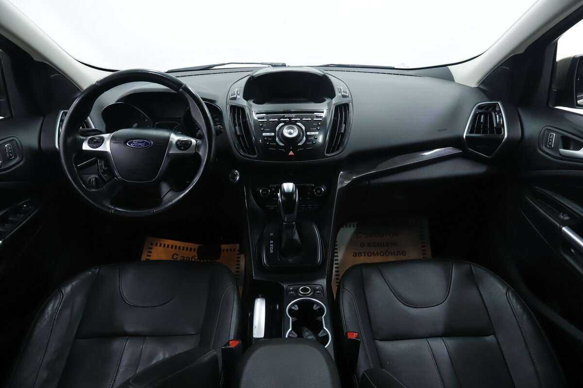 Ford Kuga с пробегом — 2016 год. Фото: #9