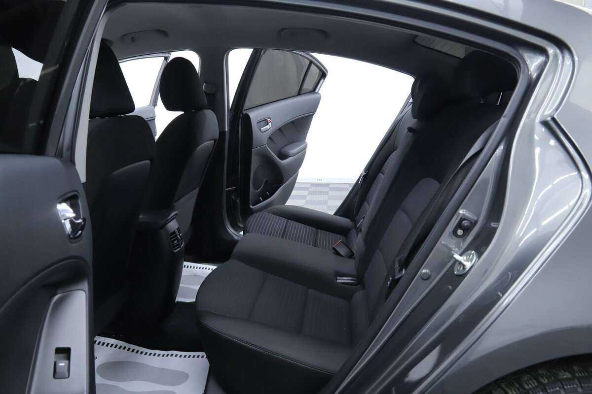 Kia Cerato с пробегом — 2018 год. Фото: #16