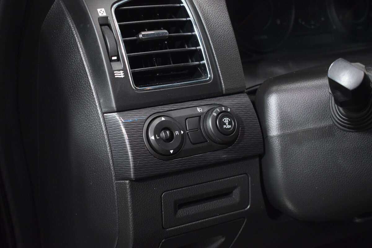 Chevrolet Captiva с пробегом — 2014 год. Фото: #15