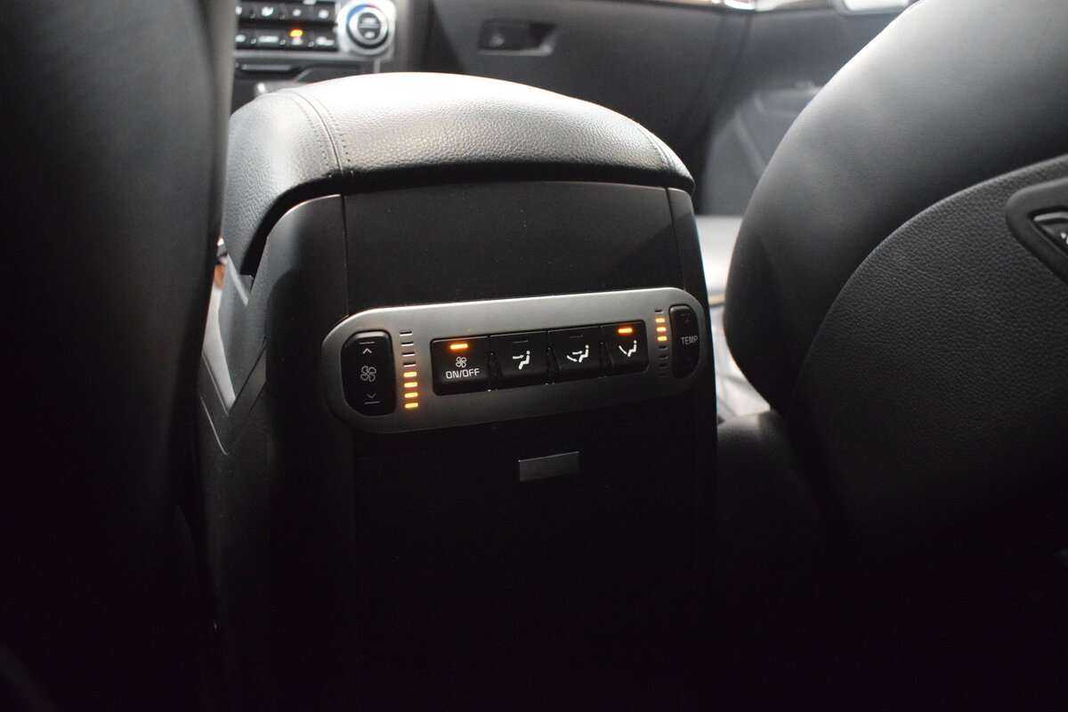 Kia Mohave с пробегом — 2018 год. Фото: #21