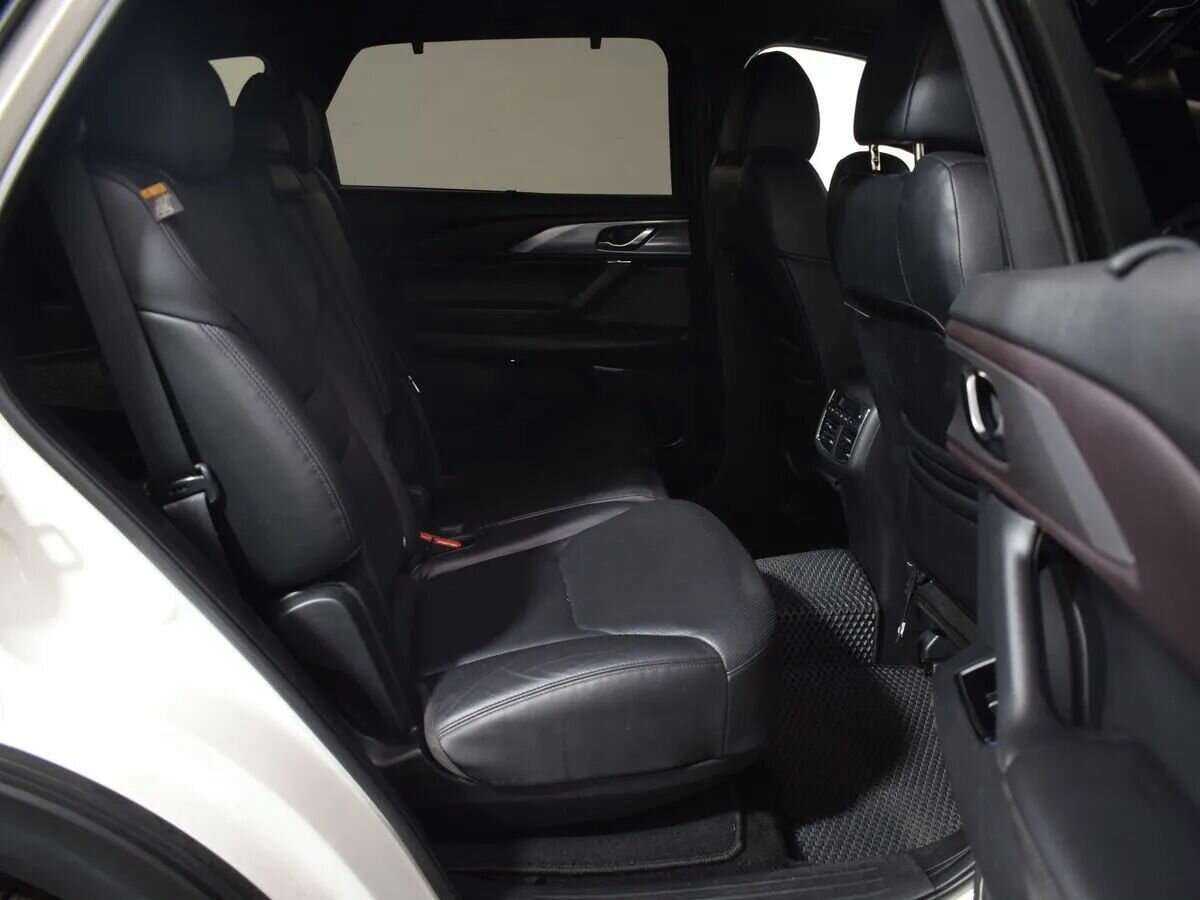 Mazda CX-9 с пробегом — 2018 год. Фото: #20