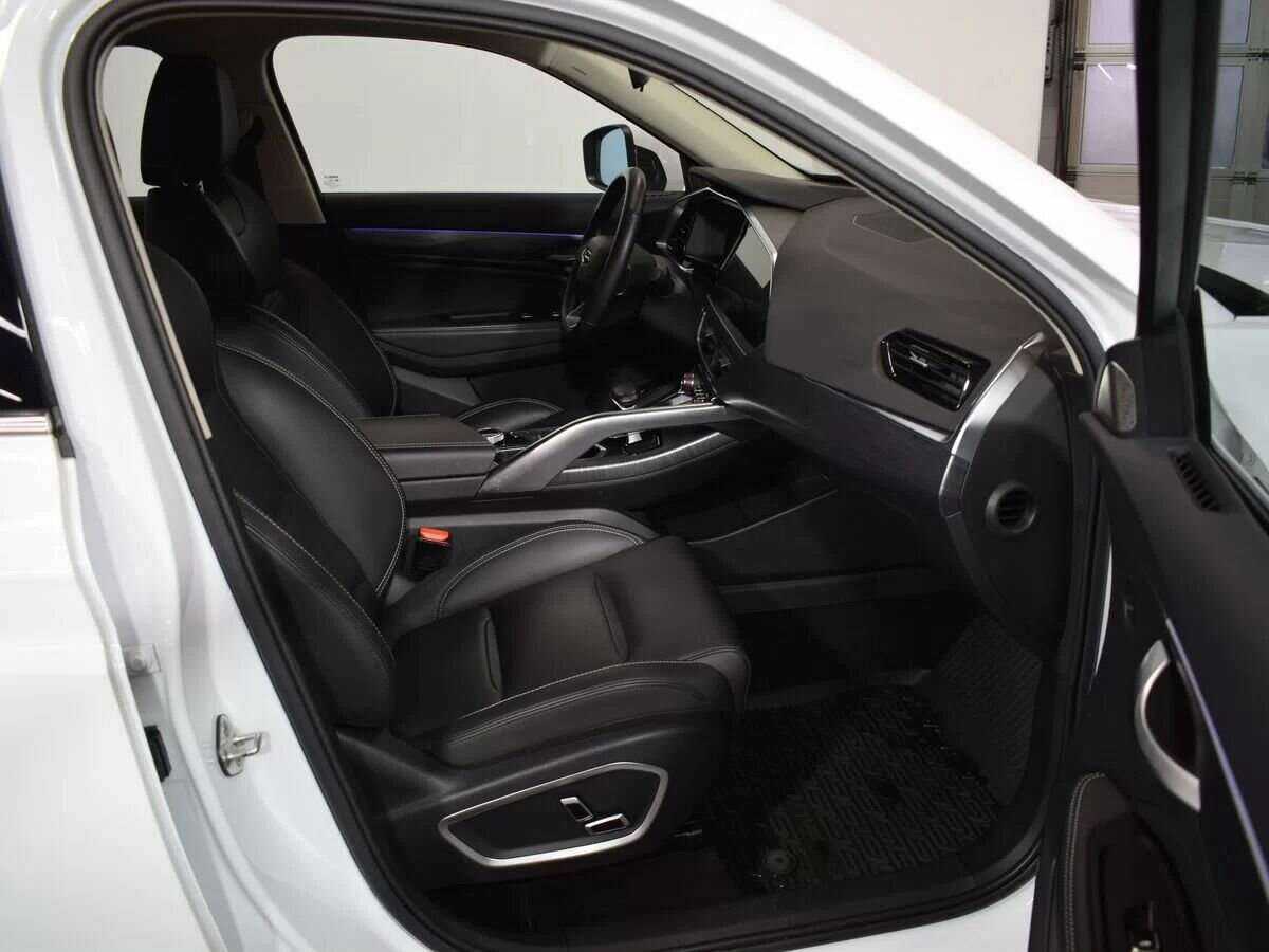 Geely Tugella с пробегом — 2021 год. Фото: #9