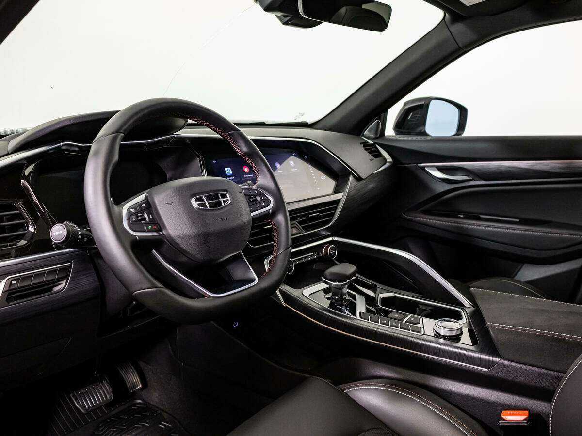 Geely Tugella с пробегом — 2022 год. Фото: #10