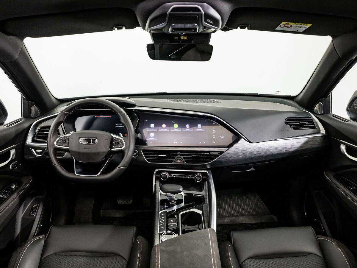 Geely Tugella с пробегом — 2022 год. Фото: #12